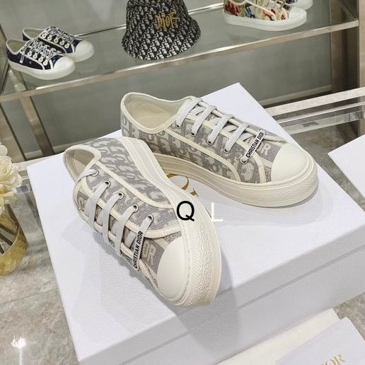 Adore G