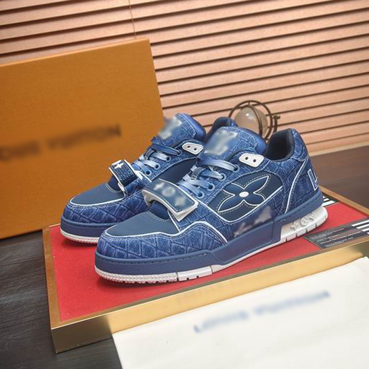 BL Trainer #18